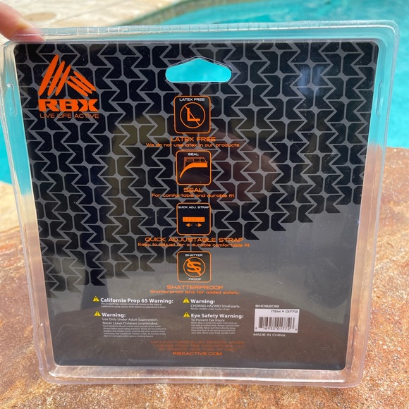 NEW IN PACKAGE! RBX 3-Pack Yourh Swim Goggles - Picture 3 of 3